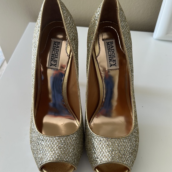 Brand new Badgley Mishka gold pumps. - Picture 3 of 4